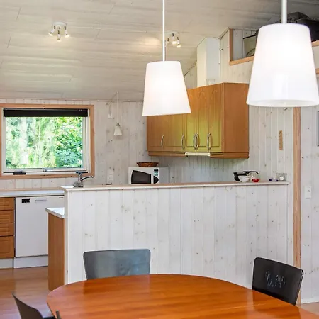 Vakantiehuis 10 Person In Vaeggerlose-by Traum