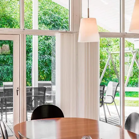 Vakantiehuis 10 Person In Vaeggerlose-by Traum