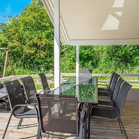 10 Person In Vaeggerlose-by Traum Vakantiehuis Bøtø By