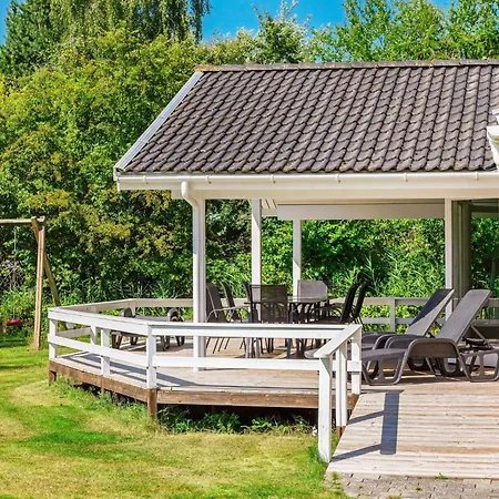 Vakantiehuis 10 Person In Vaeggerlose-by Traum *