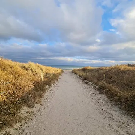 10 Person In Vaeggerlose-by Traum * Bøtø By